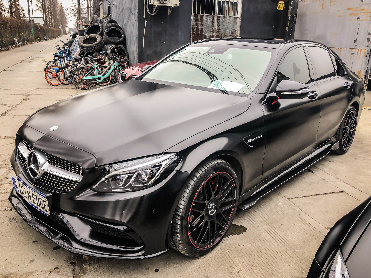 奔驰c200升级amg包围 电光黑 轮毂