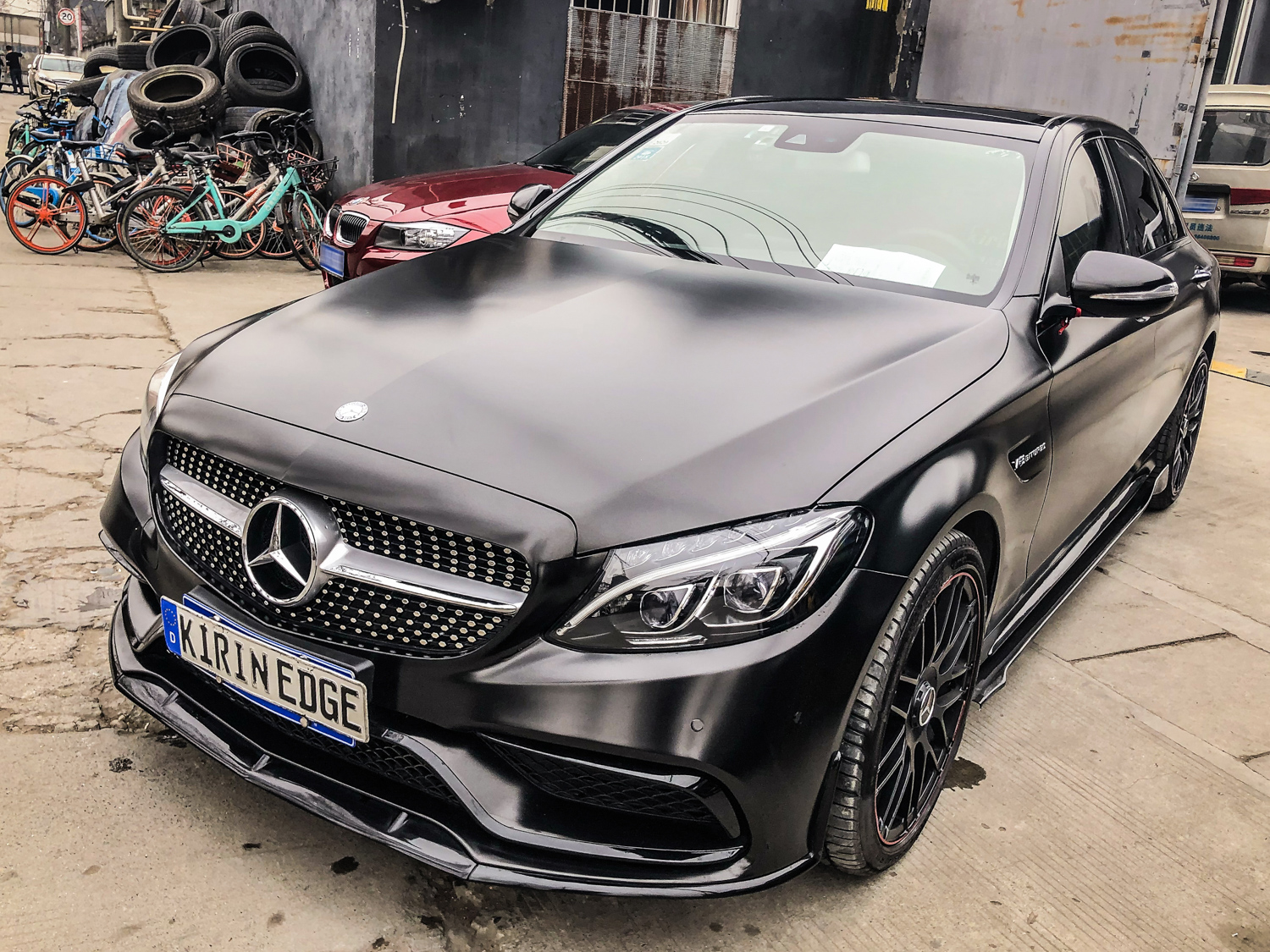 奔驰c200升级amg包围 电光黑 轮毂