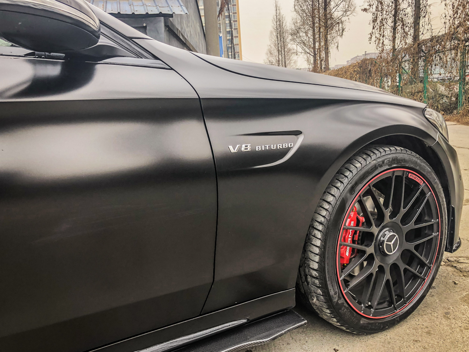 奔驰c200升级amg包围 电光黑 轮毂