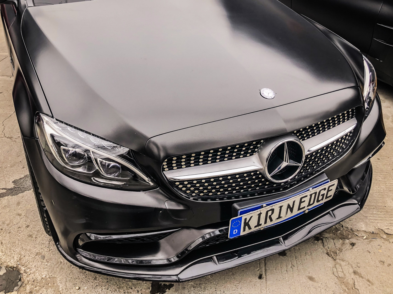 奔驰c200升级amg包围 电光黑 轮毂